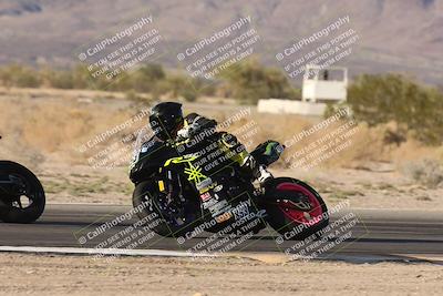 media/Nov-02-2025-CVMA (Sun) [[337aff29ab]]/Race 16-Formula Twins-Formula 40 UL(Holeshot)/